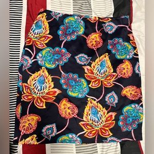 NYCC women’s skirt